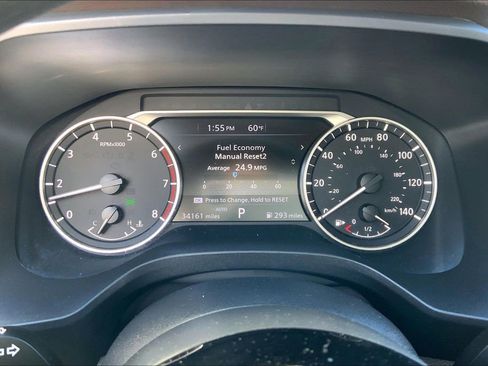 Used 2023 Nissan Rogue SV image 10