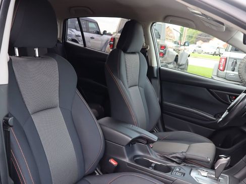 Used 2018 Subaru Crosstrek 2.0i Premium AWD/4WD image 37