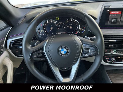 Used 2017 BMW 540i xDrive image 5