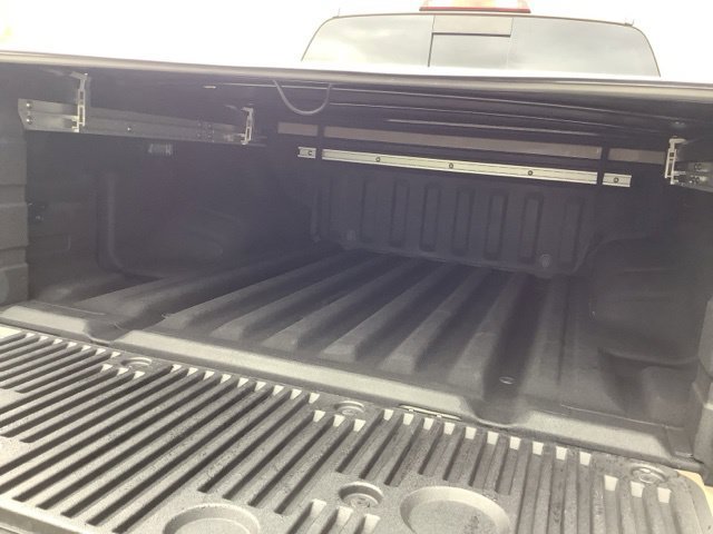 Used 2023 Nissan Frontier PRO-4X w/ Pro Convenience Package AWD/4WD image 9
