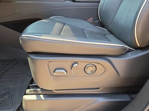 Used 2024 Cadillac Escalade Sport w/ Touring Package RWD image 17