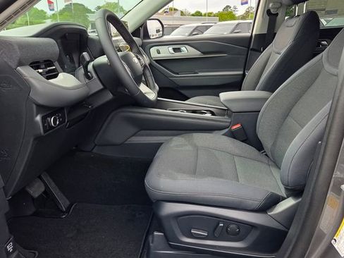 New 2026 Ford Explorer Active image 11