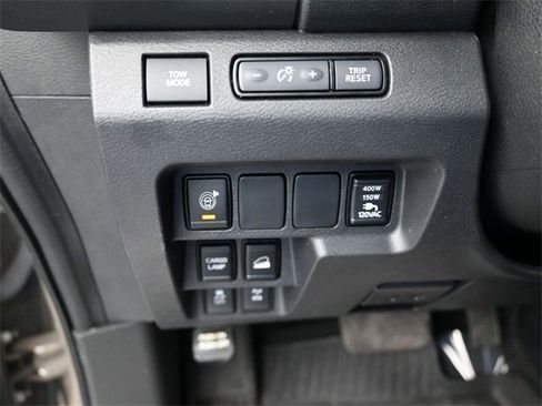 Used 2023 Nissan Frontier PRO-4X w/ Pro Convenience Package image 15