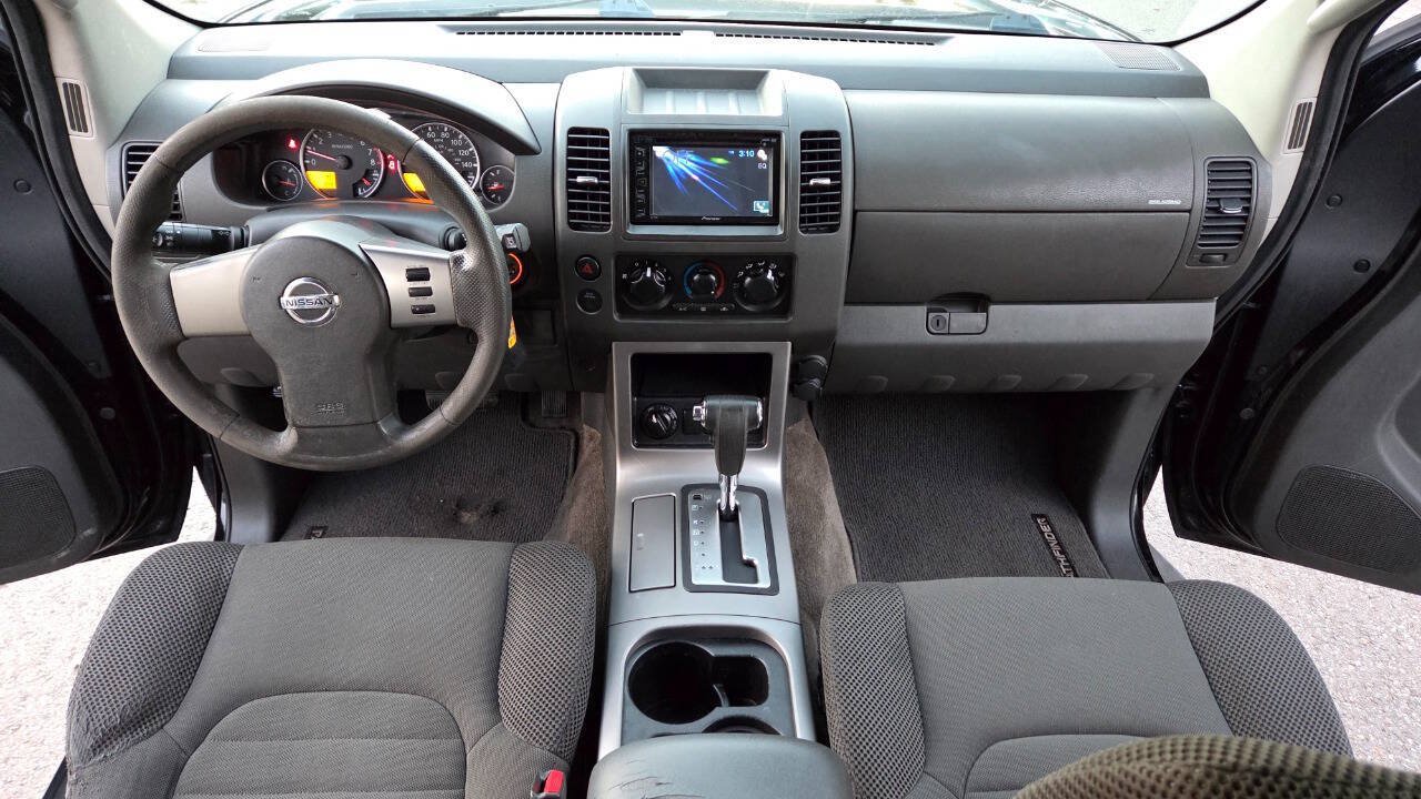 Used 2011 Nissan Pathfinder S AWD/4WD image 36
