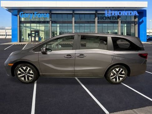 New 2026 Honda Odyssey EX-L image 2