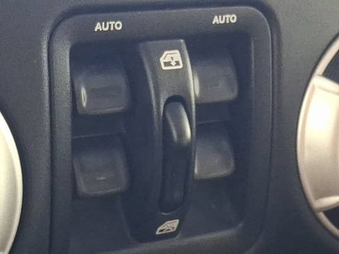 Used 2016 Jeep Wrangler Unlimited Sahara w/ Dual Top Group AWD/4WD image 32