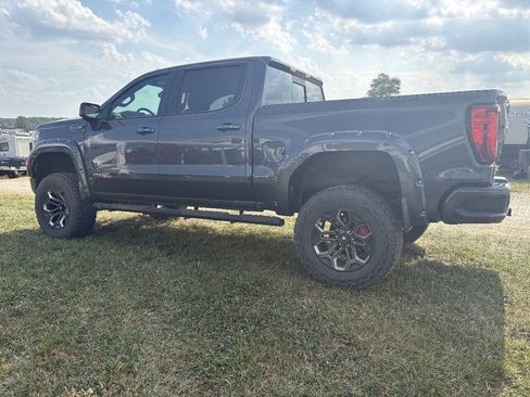 Used 2020 GMC Sierra 1500 AT4 w/ AT4 Premium Package AWD/4WD image 22