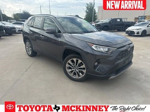 Used 2019 Toyota RAV4 Limited w/ Cold Weather Package FWD image 1