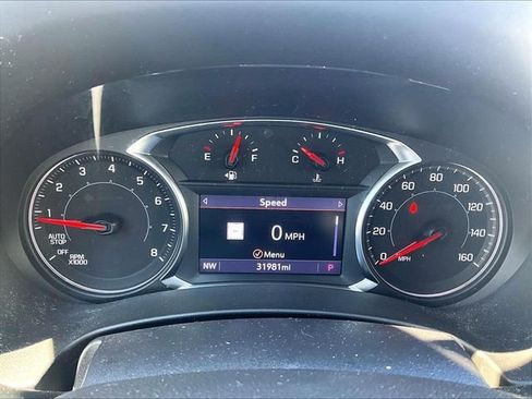 Used 2022 GMC Terrain SLT w/ Infotainment Package II image 7