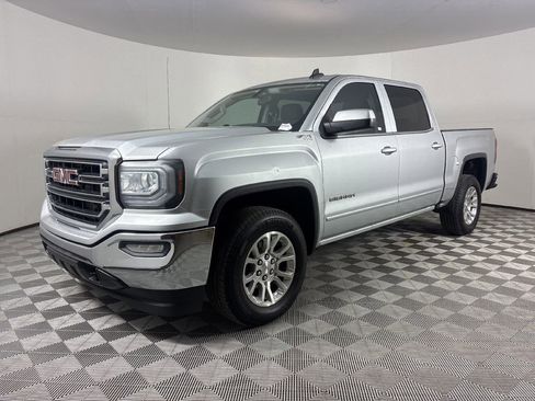 Used 2016 GMC Sierra 1500 SLE w/ SLE Value Package image 1