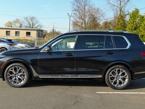 Used 2024 BMW X7 xDrive40i w/ Climate Comfort Package AWD/4WD image 4