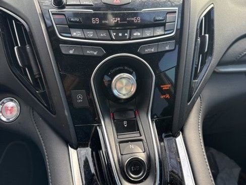 Used 2019 Acura RDX FWD image 4