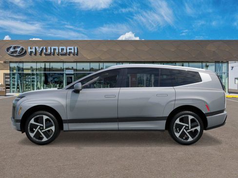 New 2026 Hyundai Ioniq 9 Calligraphy AWD/4WD image 3