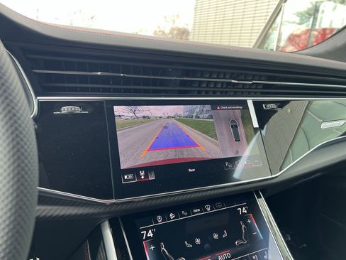 New 2025 Audi SQ8 Prestige image 5