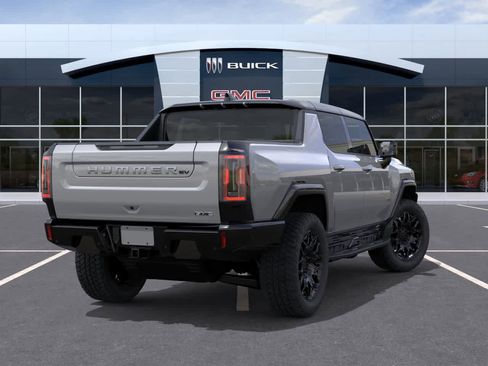 New 2026 GMC Hummer EV 4x4 Crew Cab image 4