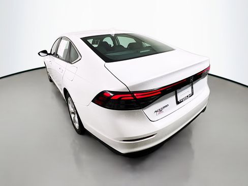 Used 2023 Honda Accord LX image 8