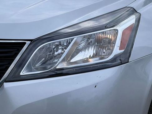Used 2017 Chevrolet Traverse LS FWD image 27