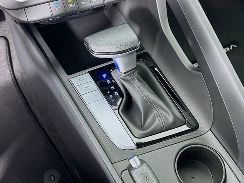 New 2026 Hyundai Elantra SE image 16