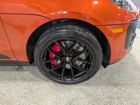 Used 2024 Porsche Macan GTS AWD/4WD image 12