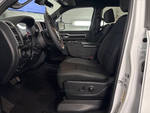 Used 2025 RAM 1500 Big Horn AWD/4WD image 14