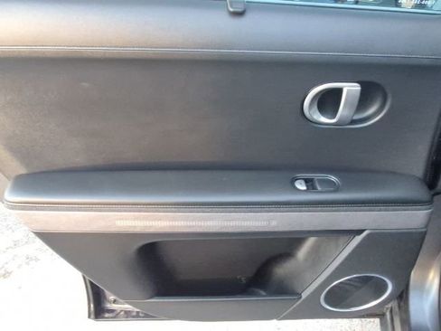 Used 2024 Hyundai Ioniq 5 Limited image 12