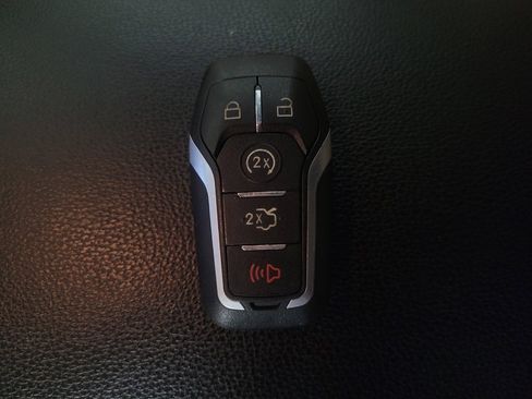 Used 2017 Ford Explorer Limited w/ Equipment Group 301A image 32