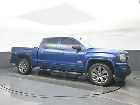 Used 2017 GMC Sierra 1500 SLT w/ All Terrain Package AWD/4WD image 8