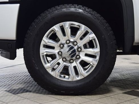 Used 2022 GMC Sierra 3500 Denali w/ Denali Ultimate Package image 29