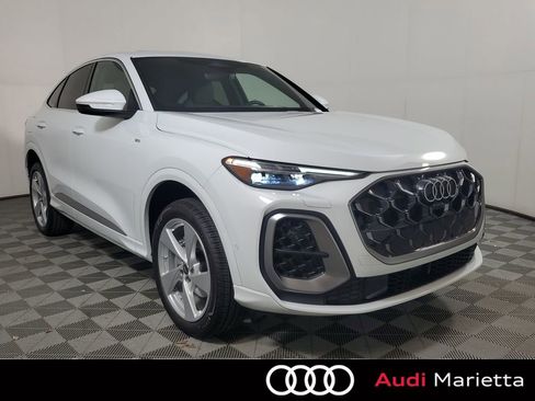 Used 2025 Audi Q5 Premium Plus AWD/4WD image 1