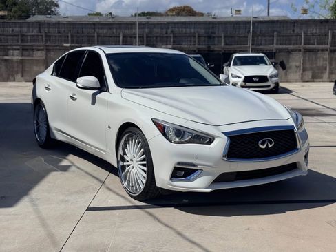 Used 2018 INFINITI Q50 Luxe image 2