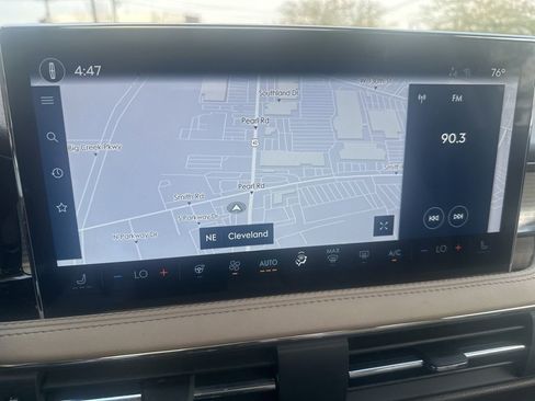 Used 2023 Lincoln Corsair FWD w/ Equipment Group 101A image 10