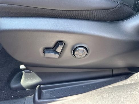 New 2026 Chrysler Pacifica Select image 13