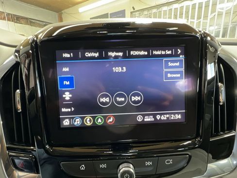 Certified 2020 Chevrolet Traverse Premier image 13