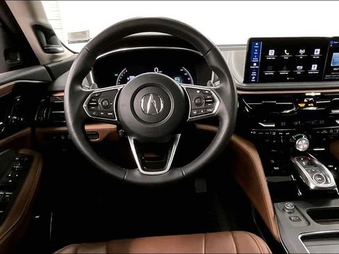 Used 2025 Acura MDX FWD w/ Technology Package image 6