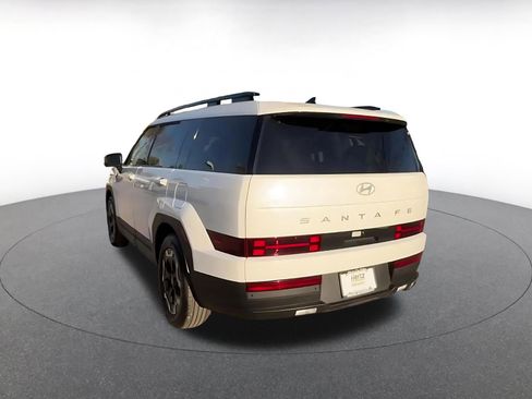 Used 2025 Hyundai Santa Fe SEL image 11