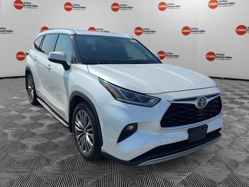 Used 2020 Toyota Highlander Platinum AWD/4WD image 5