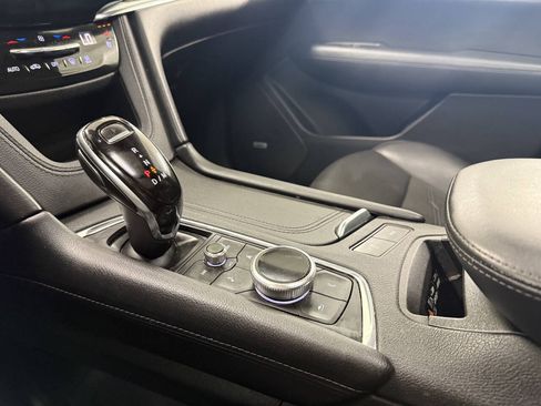 Used 2020 Cadillac XT6 Sport w/ Platinum Package AWD/4WD image 20