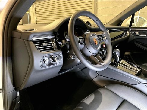 New 2026 Porsche Macan S AWD/4WD image 4