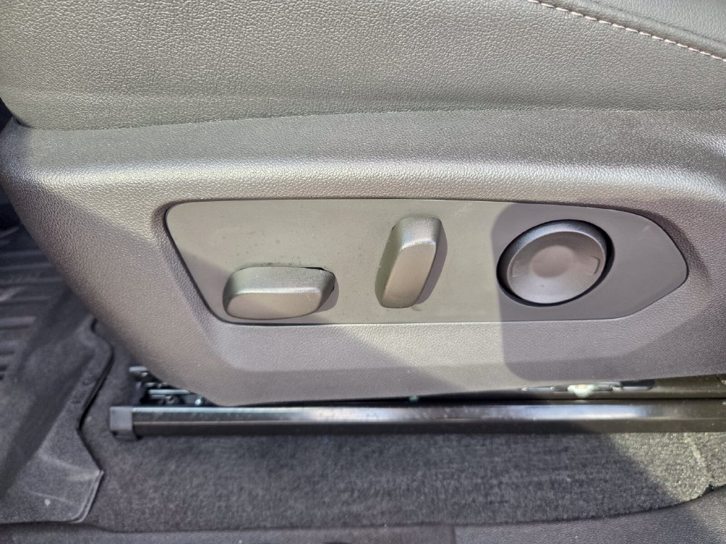 Used 2026 Chevrolet Colorado LT w/ LT Convenience Package RWD image 6