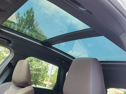 Used 2025 BMW X1 M35i w/ Premium Package AWD/4WD image 18