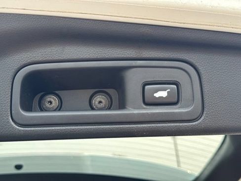Used 2018 Honda Pilot Elite image 22