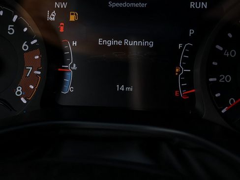 New 2026 Jeep Compass Latitude image 18