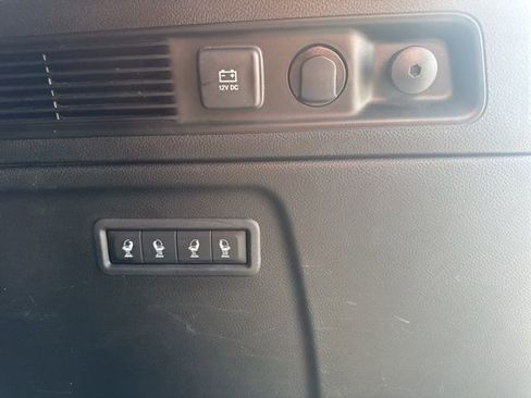 Used 2024 Jeep Wagoneer L Series II w/ Flexible Seating Group AWD/4WD image 16