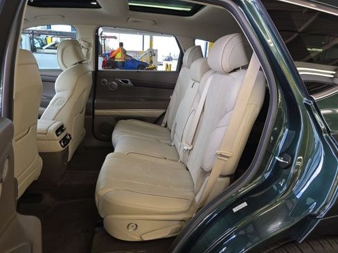 Used 2022 Genesis GV80 2.5T w/ Prestige Package 04 AWD/4WD image 6