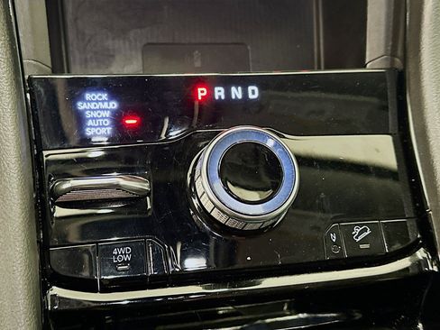 Used 2022 Jeep Grand Cherokee Limited 4xe w/ Luxury Tech Group II image 25