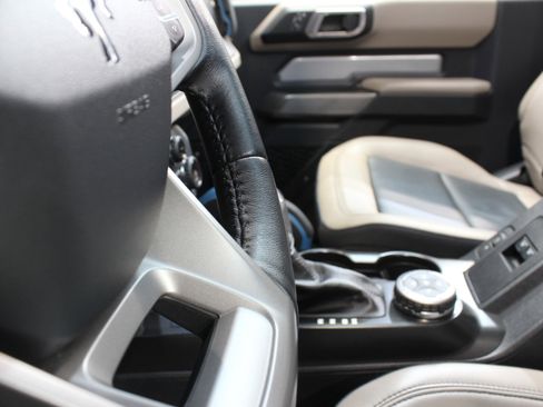 Used 2022 Ford Bronco Wildtrak image 51