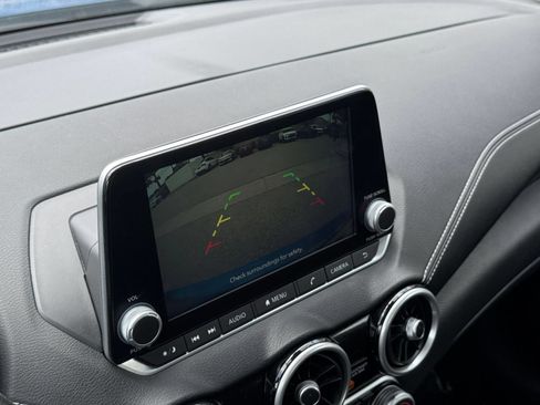 Used 2025 Nissan Sentra SV FWD image 23