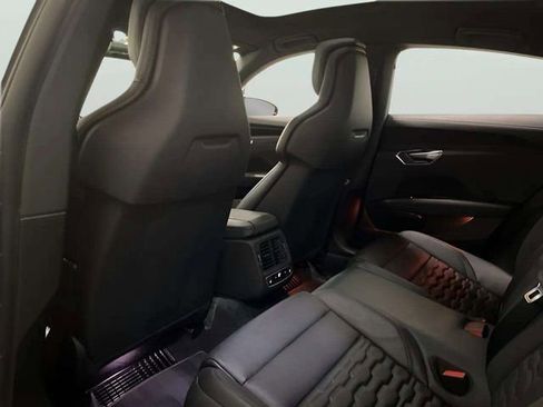 Used 2023 Audi e-tron GT Premium Plus w/ Performance Package image 19