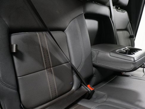 Used 2024 Chevrolet Silverado 2500 High Country w/ High Country Premium Package image 29