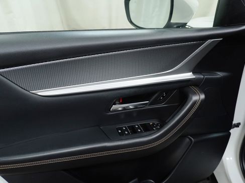 Certified 2025 MAZDA CX-90 3.3 Turbo w/ Preferred Package image 27